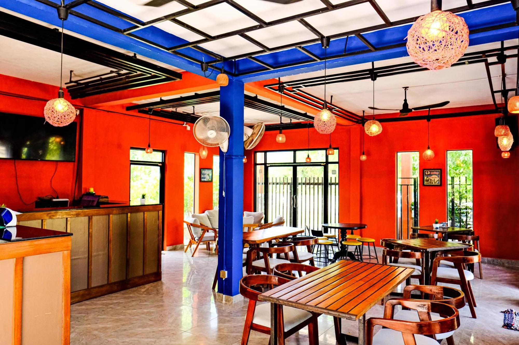 Teejays Bed And Breakfast Kampot Exteriör bild